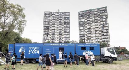 Continúa el recorrido de los camiones sanitarios del Movimiento Evita