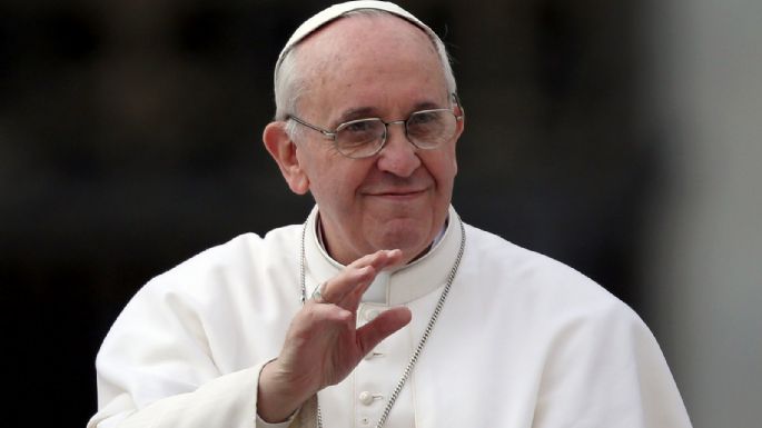 Papa Francisco recibió una carta con tres balas y fue descubierta por los carabineros