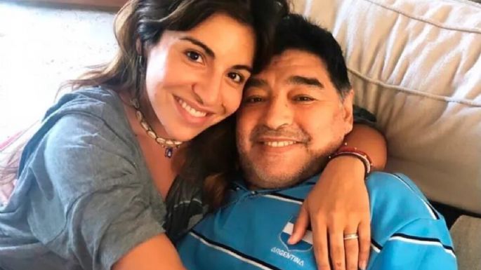 Alarmante posteo de Gianinna Maradona sobre su padre