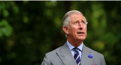 Tuvo que ir urgente: revelan la conversación que el príncipe Carlos tuvo con su padre en el hospital