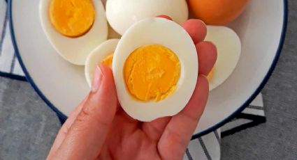 El truco del vinagre para que los huevos duros no se rompan ni pierdan sabor