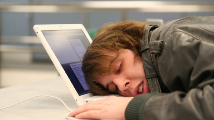 Dormir poco es perjudicial para la salud y favorece la obesidad