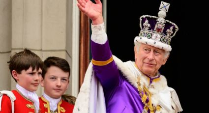 Crisis de la Realeza Británica: Carlos III presenta una inesperada renuncia