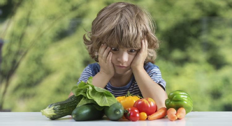 3 trucos para que tus hijos no se nieguen a comer vegetales en sus comidas