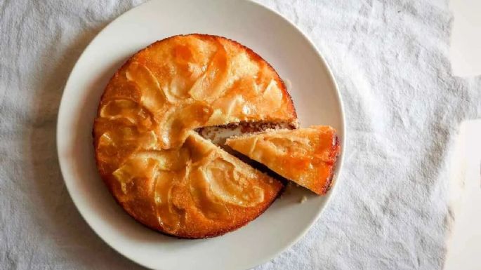 Torta de manzana sin TACC con 5 ingredientes y en 4 pasos: la recet más fácil y económica